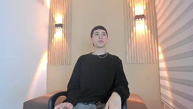 Snapshot of lian_cameron chatting on 9, 2, 2026 lian cameron online show from 9, 2, 2026