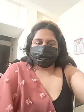 untouched soulgirleee online show from 7, 5, 2026