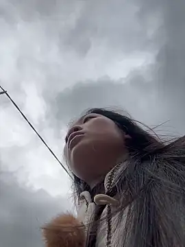 Snapshot of Lyn-be99 chatting on 2, 2, 2026 Lyn-be99 online show from 2, 2, 2026