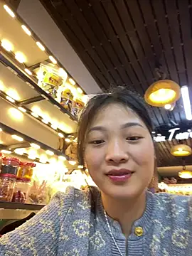 Lyn-be99 online show from 5, 5, 2026