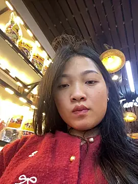 Lyn-be99 online show from 8, 5, 2026