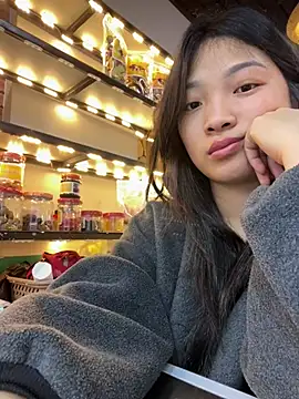 Lyn-be99 online show from 9, 5, 2026