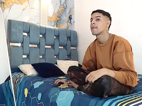 Snapshot of Sexy_boys_hell2 chatting on 19, 1, 2026 Sexy boys hell2 online show from 19, 1, 2026