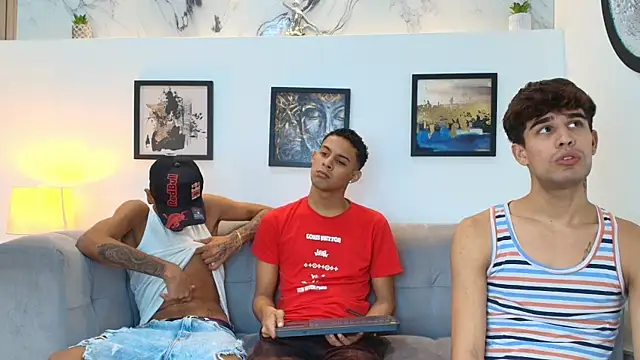 Snapshot of Sexy_boys_hell2 chatting on 12, 2, 2026 Sexy boys hell2 online show from 12, 2, 2026