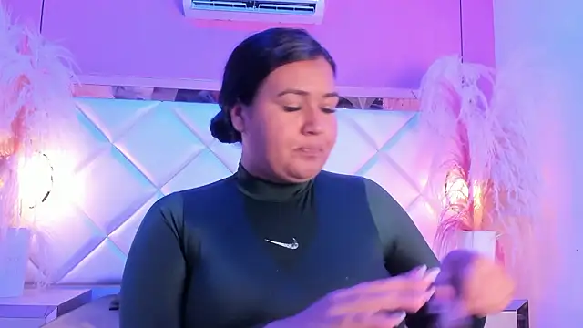 Dojaaiisha online show from 9, 3, 2026