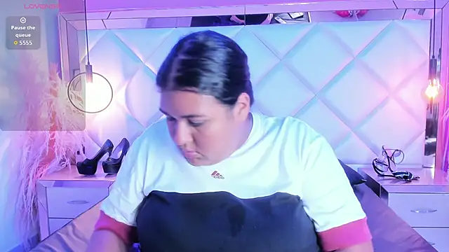 Dojaaiisha online show from 8, 4, 2026