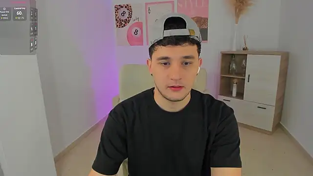 Snapshot of Massimo_Fiore chatting on 13, 2, 2026 Massimo Fiore online show from 13, 2, 2026