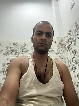 Snapshot of hardlysuck chatting on 5, 4, 2026 hardlysuck online show from 5, 4, 2026
