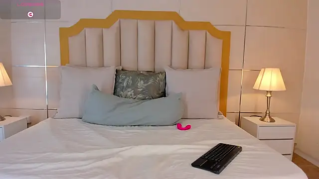 Crystal Rose   online show from 5, 3, 2026