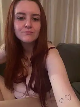 PoppySlut6999 online show from 3, 3, 2026