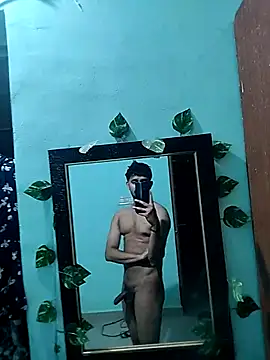 Snapshot of Ujwal-98 chatting on 4, 3, 2026 Ujwal-98 online show from 4, 3, 2026