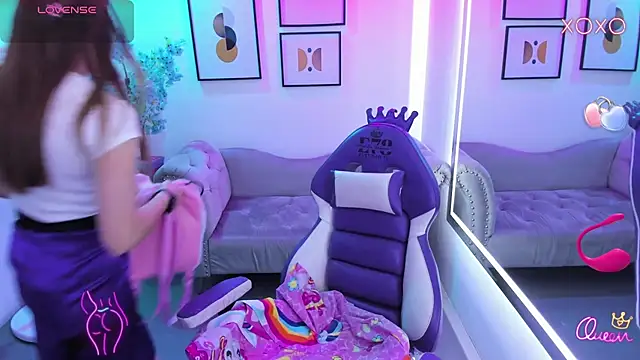 Victoria  doll online show from 29, 3, 2026