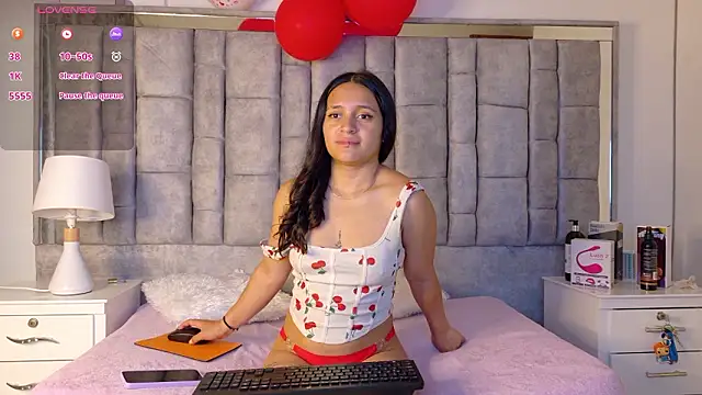 Snapshot of Ayla_Han chatting on 1, 3, 2026 Ayla Han online show from 1, 3, 2026