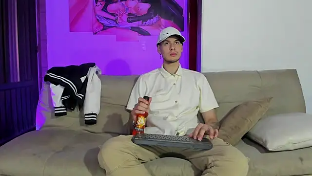 Snapshot of Vlad__night chatting on 9, 2, 2026 Vlad night online show from 9, 2, 2026