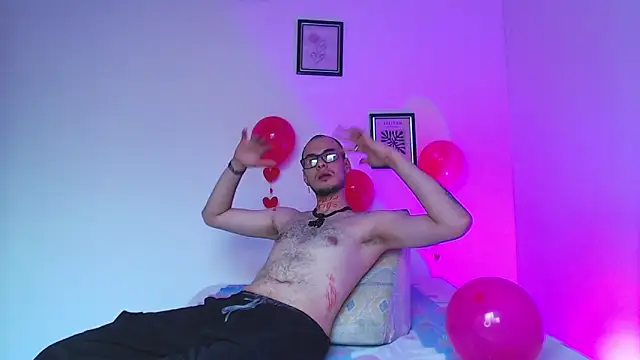 Snapshot of Vlad__night chatting on 14, 2, 2026 Vlad night online show from 14, 2, 2026