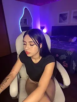 scarlett pinkk1 online show from 23, 4, 2026