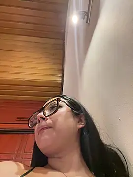 Snapshot of Violetta_pinkk1 chatting on 18, 2, 2026 Violetta pinkk1 online show from 18, 2, 2026