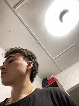 Snapshot of vanilla_Kush chatting on 10, 2, 2026 vanilla Kush online show from 10, 2, 2026