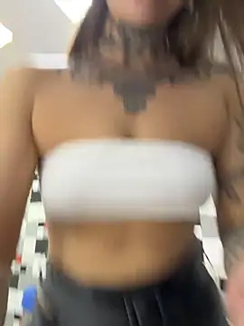 Snapshot of KishaMur chatting on 18, 2, 2026 KishaMur online show from 18, 2, 2026