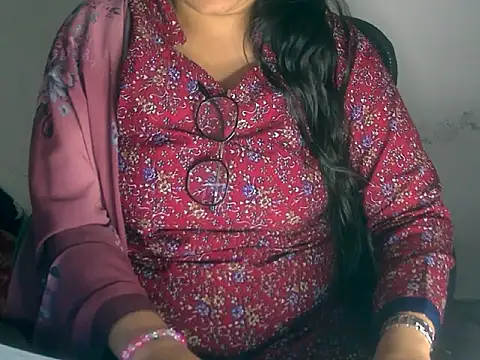 Snapshot of Cute_Aliyaa chatting on 1, 3, 2026 Cute Aliyaa online show from 1, 3, 2026