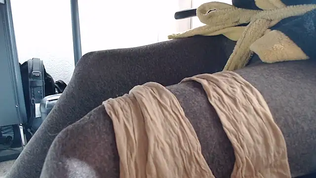 Snapshot of Nylonplay1 chatting on 6, 4, 2026 Nylonplay1 online show from 6, 4, 2026