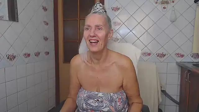 lukerya online show from 2, 1, 2025