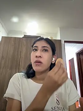 Snapshot of Violet_rousse7 chatting on 22, 2, 2026 Violet rousse7 online show from 22, 2, 2026