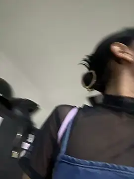 Violet rousse7 online show from 29, 3, 2026