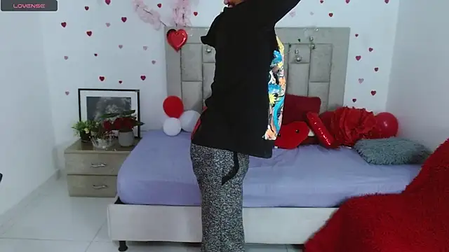 Snapshot of Caius_fox chatting on 23, 2, 2026 Caius fox online show from 23, 2, 2026