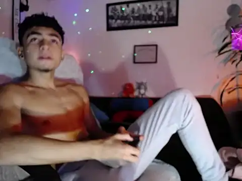 tiancam online show from 22, 4, 2026