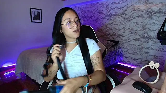 Camila IRoose online show from 19, 3, 2026