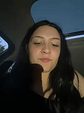 Snapshot of c00chi3Qu33n chatting on 11, 6, 2026 c00chi3Qu33n online show from 11, 6, 2026