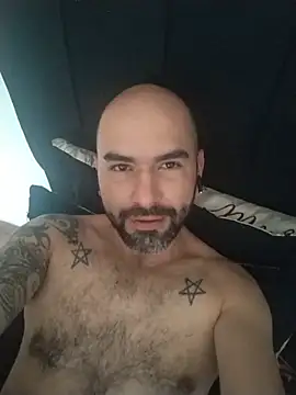 Snapshot of hairyandbigmann chatting on 22, 7, 2026 hairyandbigmann online show from 22, 7, 2026
