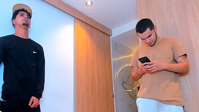 Snapshot of TheBatMansion chatting on 13, 2, 2026 TheBatMansion online show from 13, 2, 2026