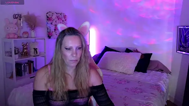 Snapshot of ArchangelTheFrancaise chatting on 10, 2, 2026 ArchangelTheFrancaise online show from 10, 2, 2026