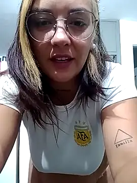 kuramaqueen online show from 18, 3, 2026