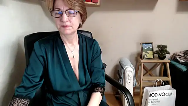 katemodel online show from 20, 3, 2026