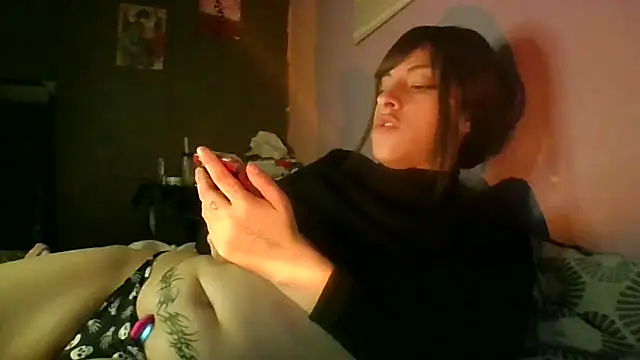 Snapshot of mimi_miauu chatting on 18, 6, 2026 mimi miauu online show from 18, 6, 2026