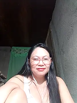 hotpinay 45 online show from 4, 3, 2026