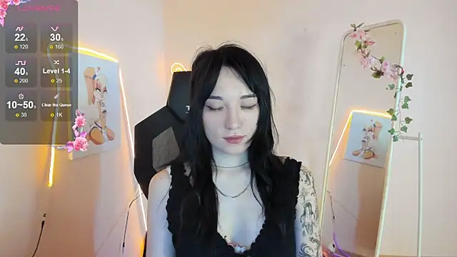 AliceeinWonderlanddd online show from 16, 5, 2026