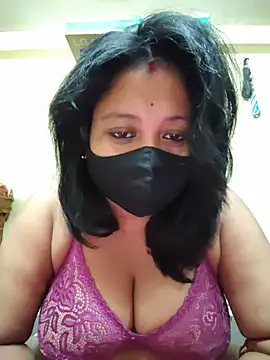 Snapshot of Curvy_Trisha chatting on 13, 6, 2026 Curvy Trisha online show from 13, 6, 2026