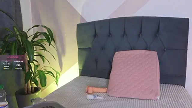 Snapshot of VictoriaKay_2 chatting on 18, 2, 2026 VictoriaKay 2 online show from 18, 2, 2026