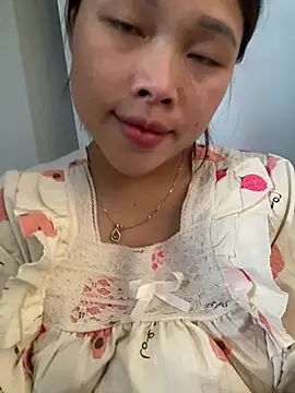 Emxinhka1 online show from 11, 4, 2026