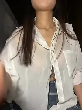 Snapshot of uyensexy chatting on 19, 2, 2026 uyensexy online show from 19, 2, 2026