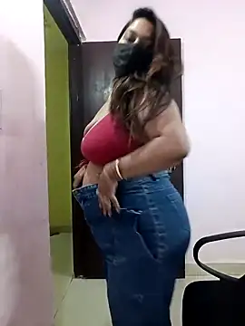 Aliya Hott online show from 7, 4, 2026