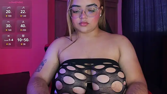 Snapshot of Celestemc_226 chatting on 7, 5, 2026 Celestemc 226 online show from 7, 5, 2026
