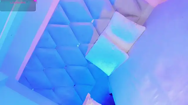 EmmaSweet23 online show from 27, 3, 2026