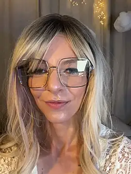 Olivia-Brooks online show from 22, 2, 2026