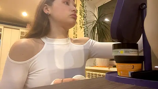 Snapshot of PowderedTalc chatting on 5, 2, 2026 PowderedTalc online show from 5, 2, 2026