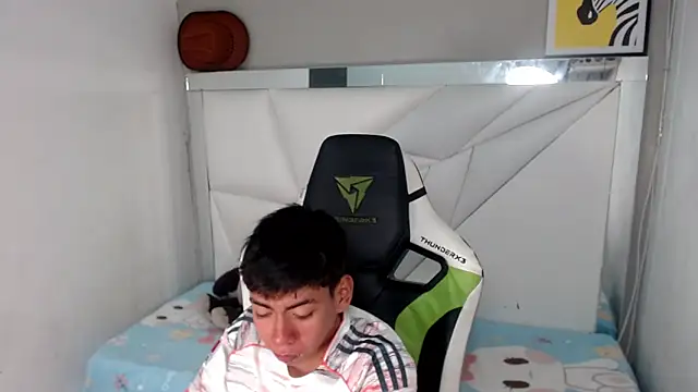 Snapshot of Liarr_ chatting on 22, 2, 2026 Liarr online show from 22, 2, 2026